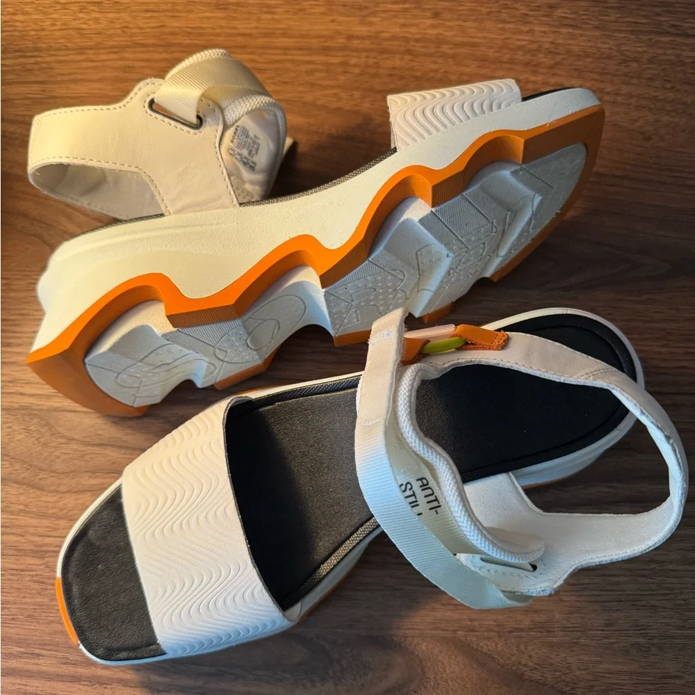 Sorel Women’s Sandals - Picture 1 of 9
